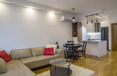 Аренда просторной 3-комнатной квартиры 78 м², Врачар, Белград, Сербия